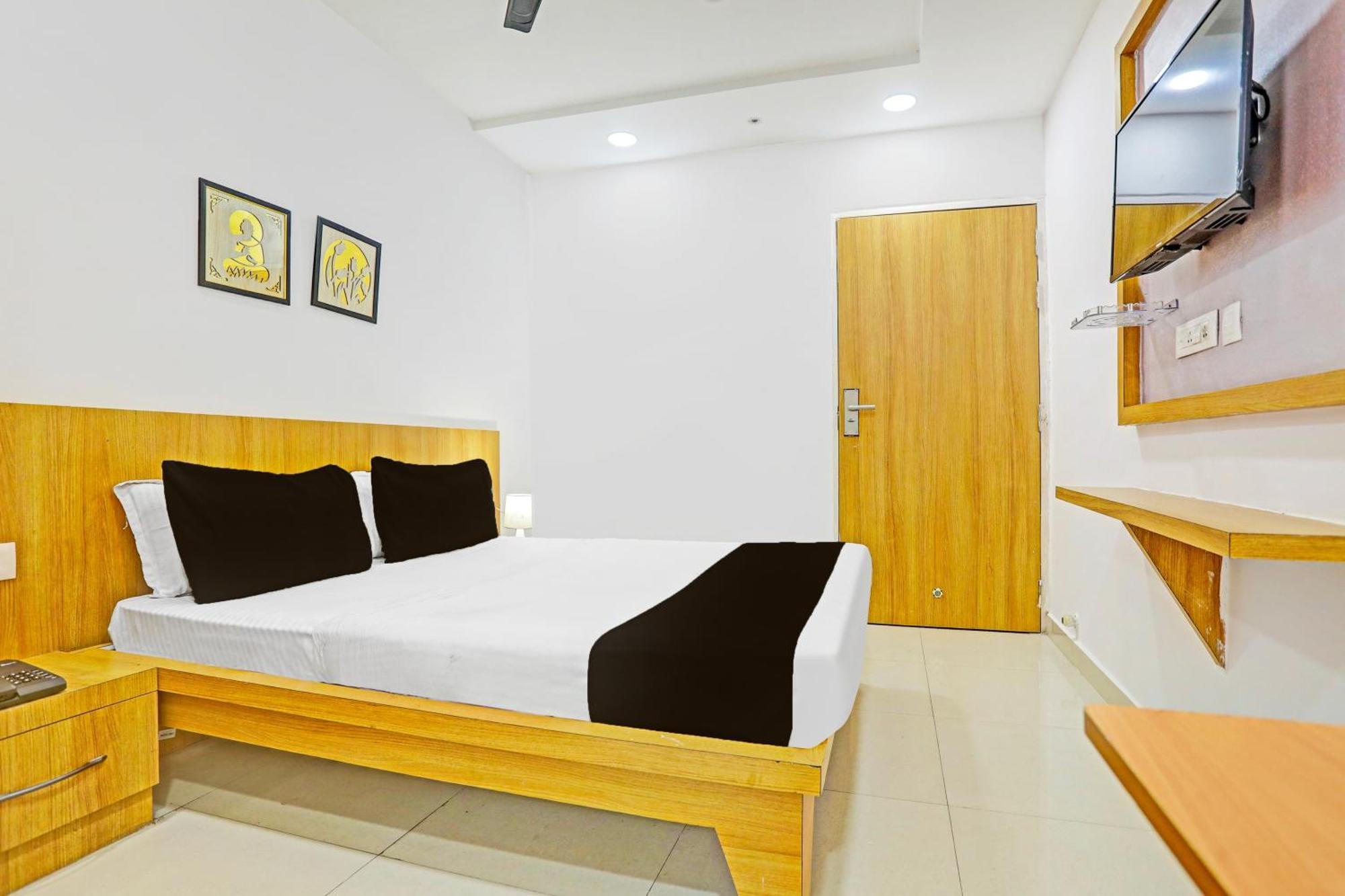 Super Hotel O Raipur ภายนอก รูปภาพ